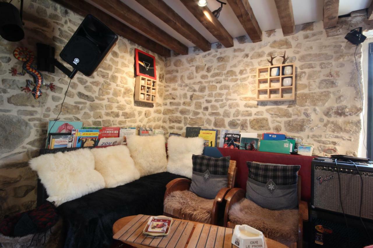 La Cage Aux Oiseaux Panzió La Lande-de-Goult Kültér fotó
